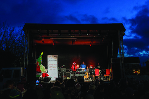 1 RL 22 WEB Keep Rush Lit This Christmas! 1 RL 22 WEB