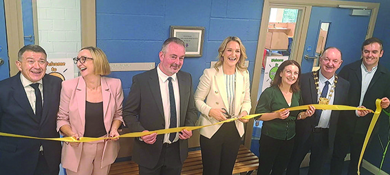 3LL021 WEB Minister for Education Helen McEntee Visits Hedgestown NS 3LL021 WEB