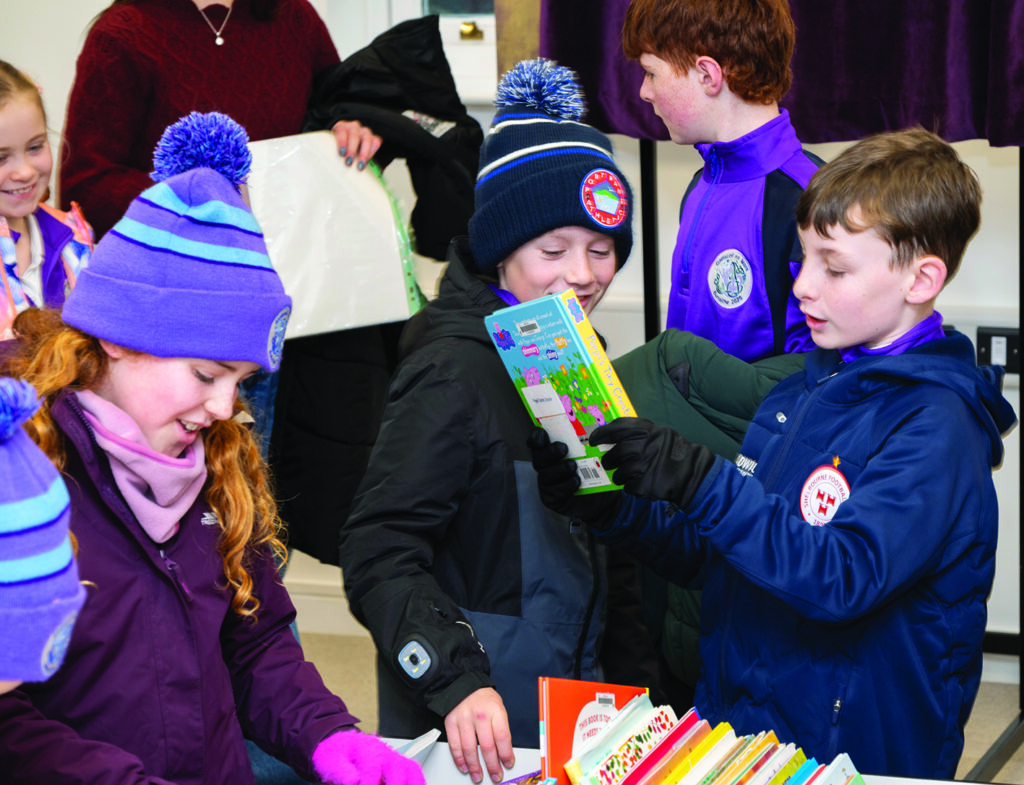 2 DL 01 Children of Gaelscoil na Mara