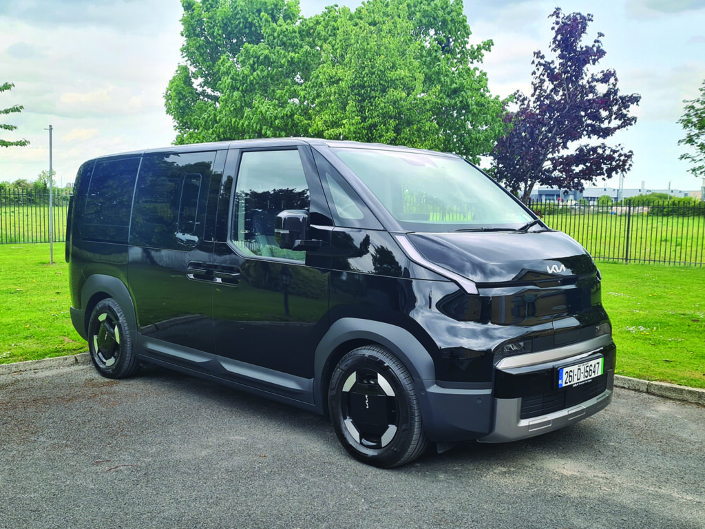 CAR REVIEW - KIA PV5 Passenger is a People Pleaser