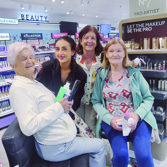 4 LL 04 Gretta Hardy Jacinta Connolly and Angela OBrien Having their beauty treatment done